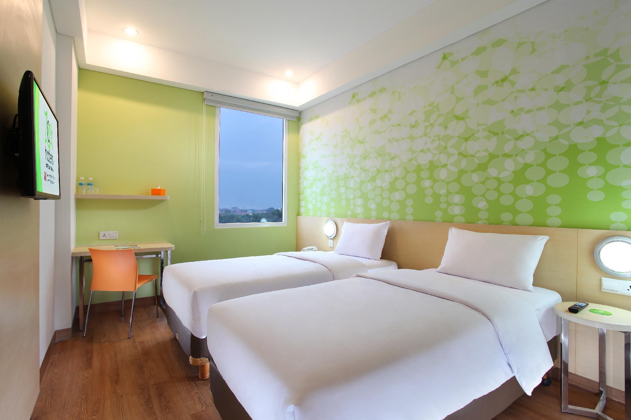 Zest Airport Jakarta By Swiss-Belhotel International Tangerang Exterior foto